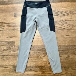 ASICS NWOT Women's Grey & Black D! Leggings Small